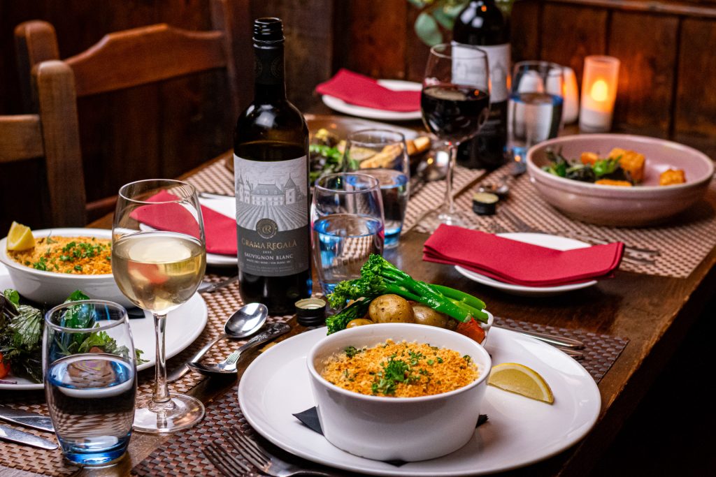 JJ O'Malley's table reservations and dining area.